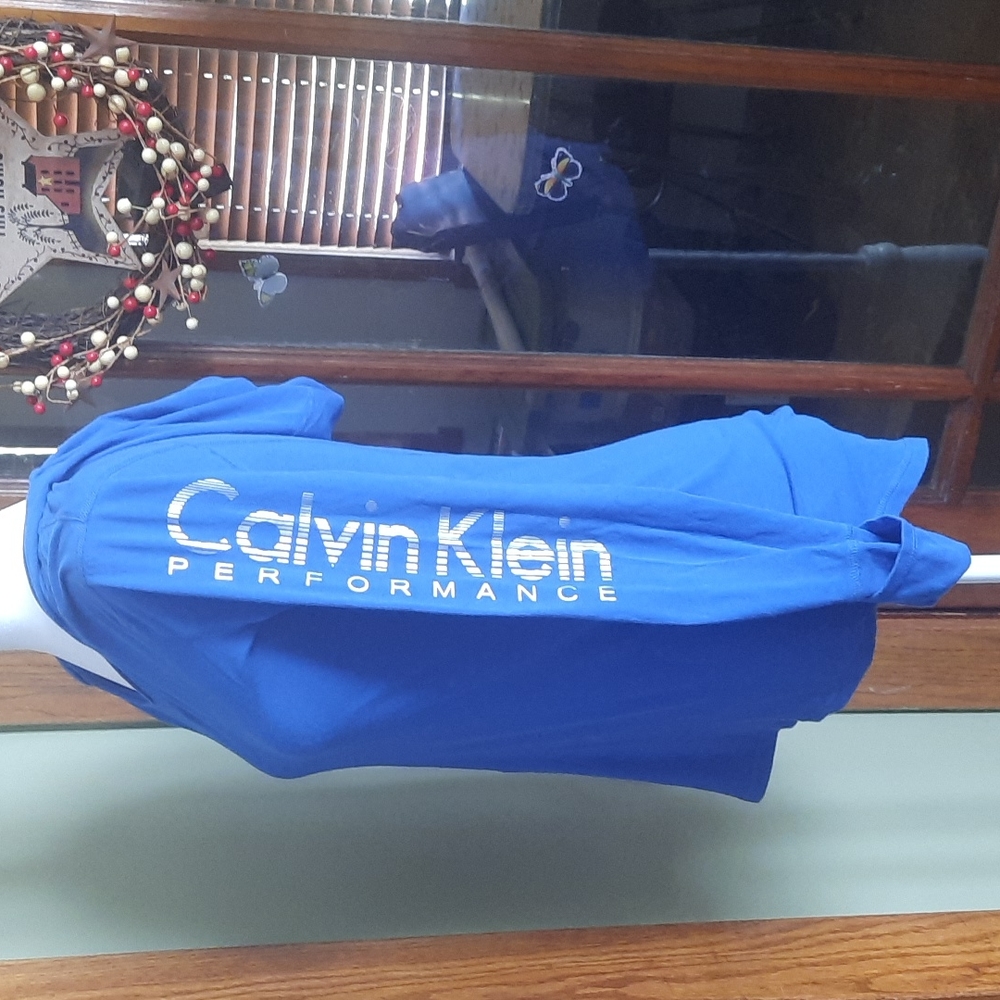 Calvin Klein quick dry performance hoodie size small